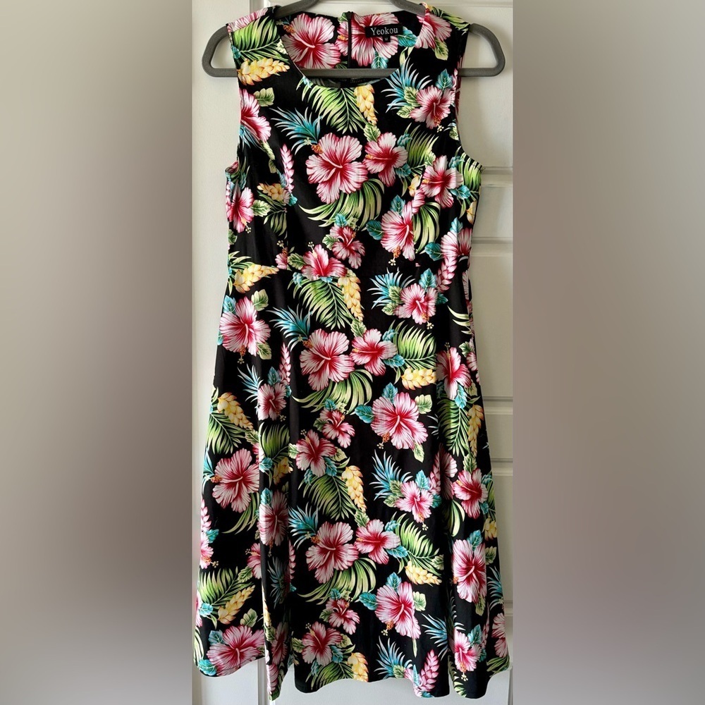 NWOT Yeokou Dress